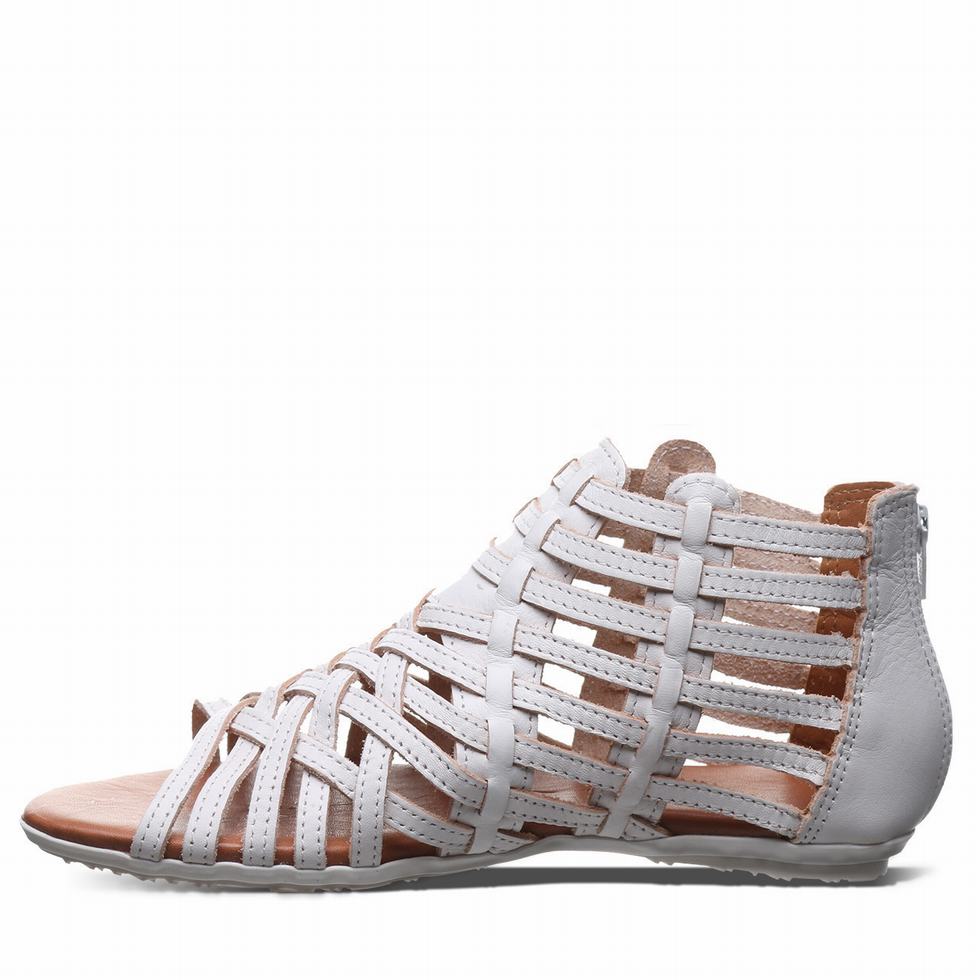 Women Bearpaw Juanita Sandals White | DDK5474UV