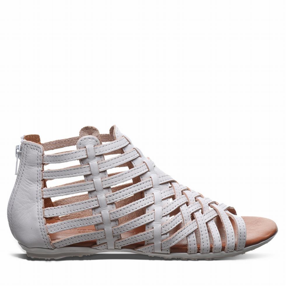 Women Bearpaw Juanita Sandals White | DDK5474UV