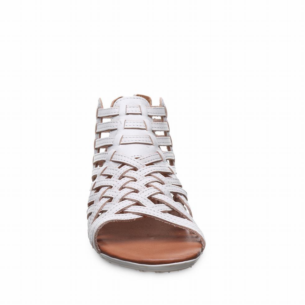 Women Bearpaw Juanita Sandals White | DDK5474UV